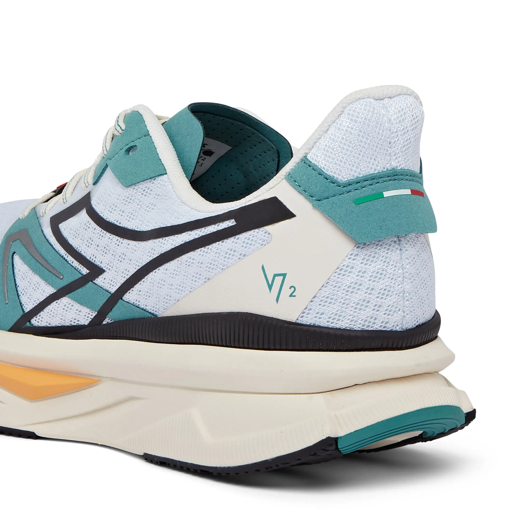 Diadora ATOMO V7000-2 Running Trainers (WHITE/BRITTANY BLUE)