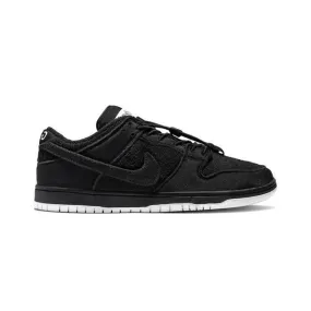 Gnarhunters x Nike Dunk Low SB (Black White/ Black/ Whit...