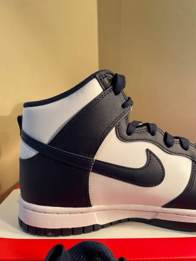 Nike dunk high championship navy