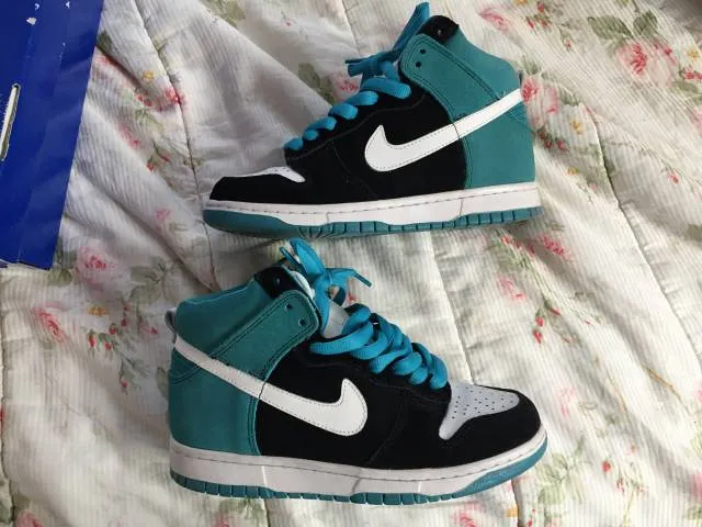 Nike Dunk High Premium SB Send Help