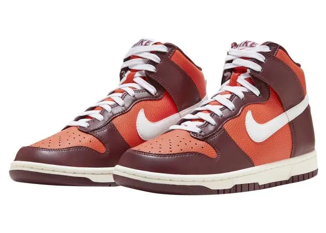 Nike dunk high wmns be true to her school