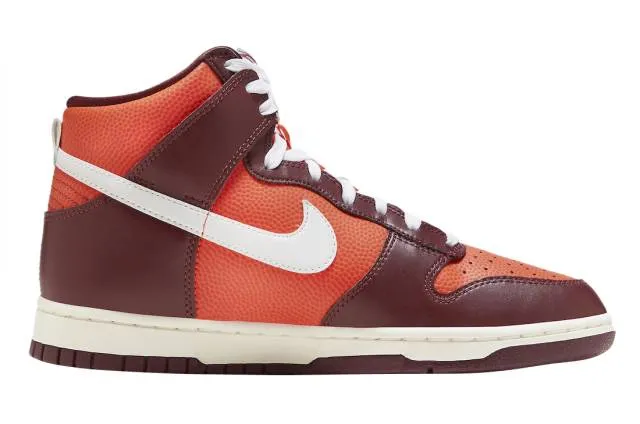 Nike dunk high wmns be true to her school