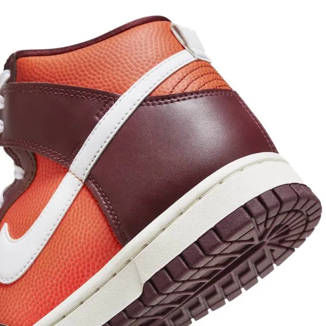 Nike dunk high wmns be true to her school