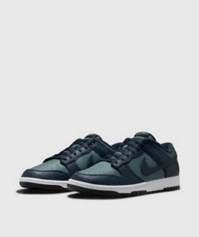 Nike dunk low armory navy