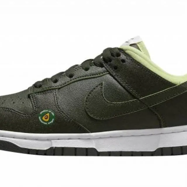 Nike dunk low avocado wmns