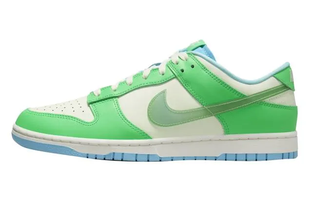 Nike dunk low green shock