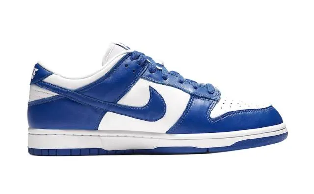 Nike dunk low kentucky