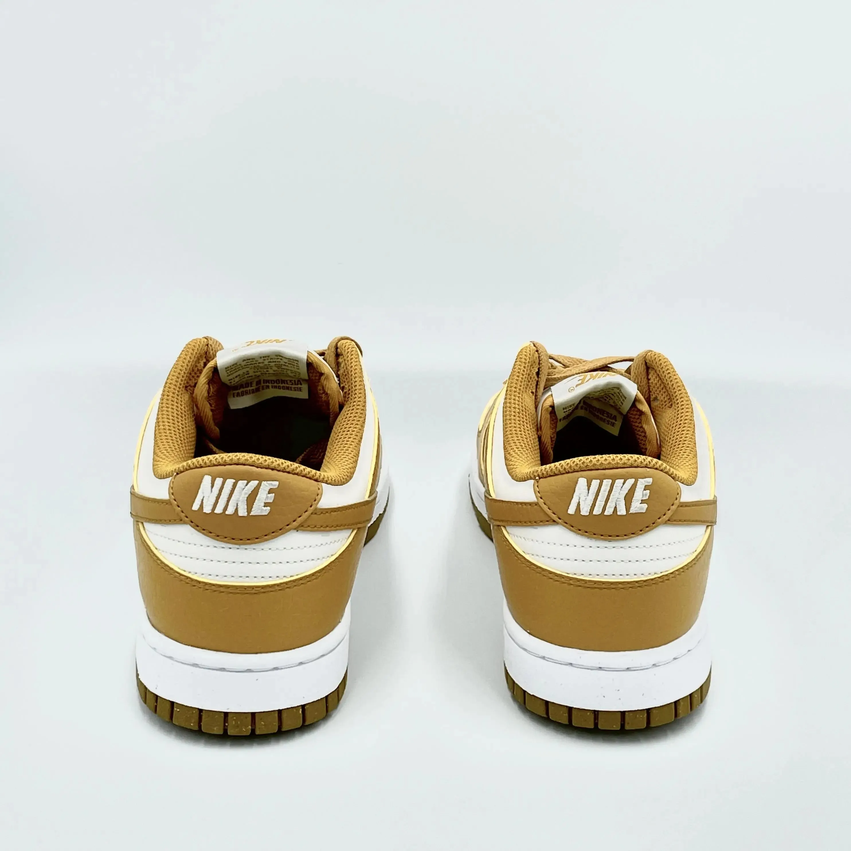 Nike Dunk Low Phantom Gold