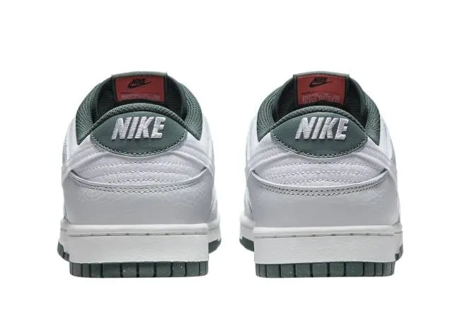 Nike dunk low photon dust vintage green