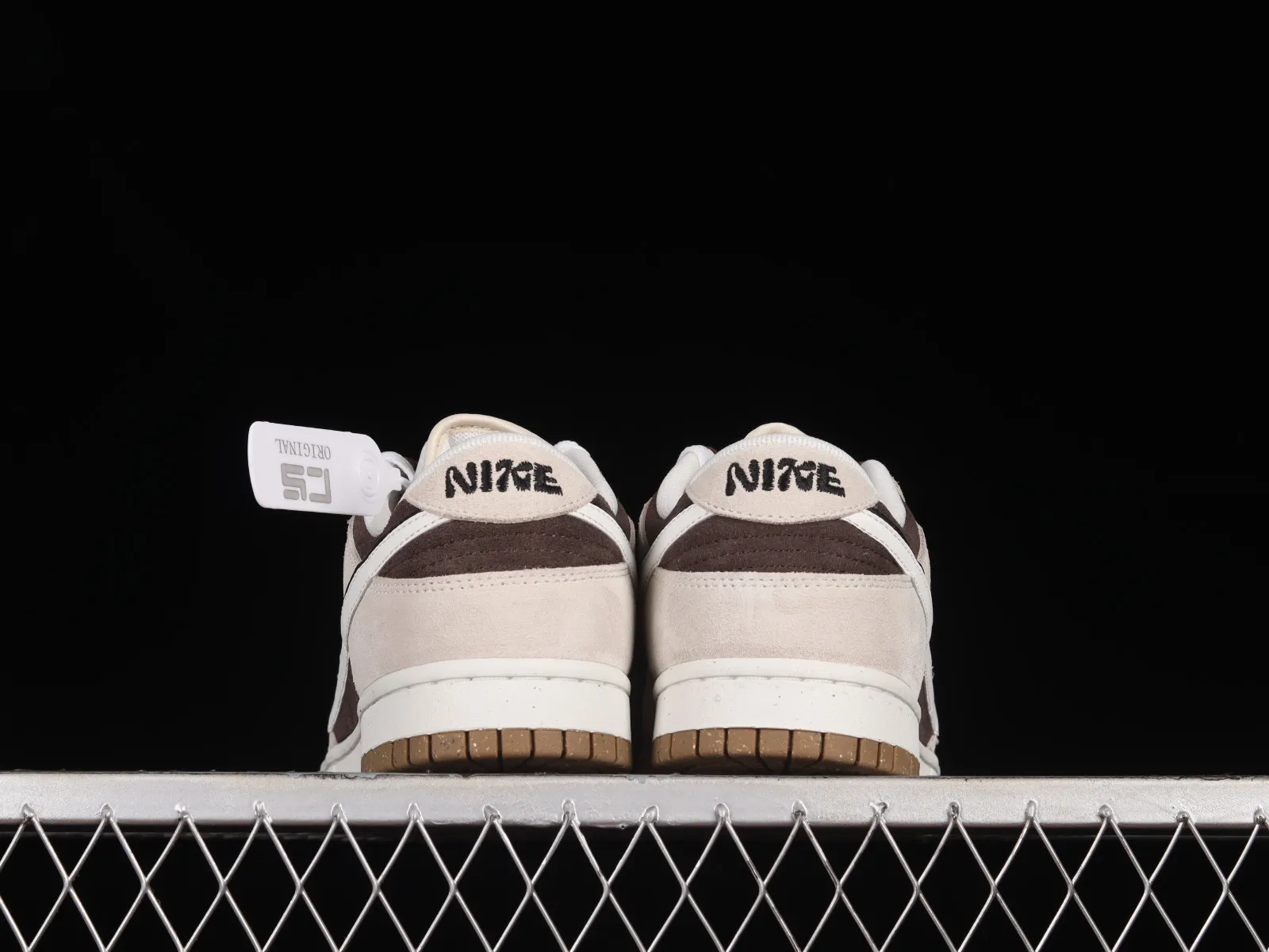 Nike SB Dunk Low 85 Chocolate White Black DO9457-105