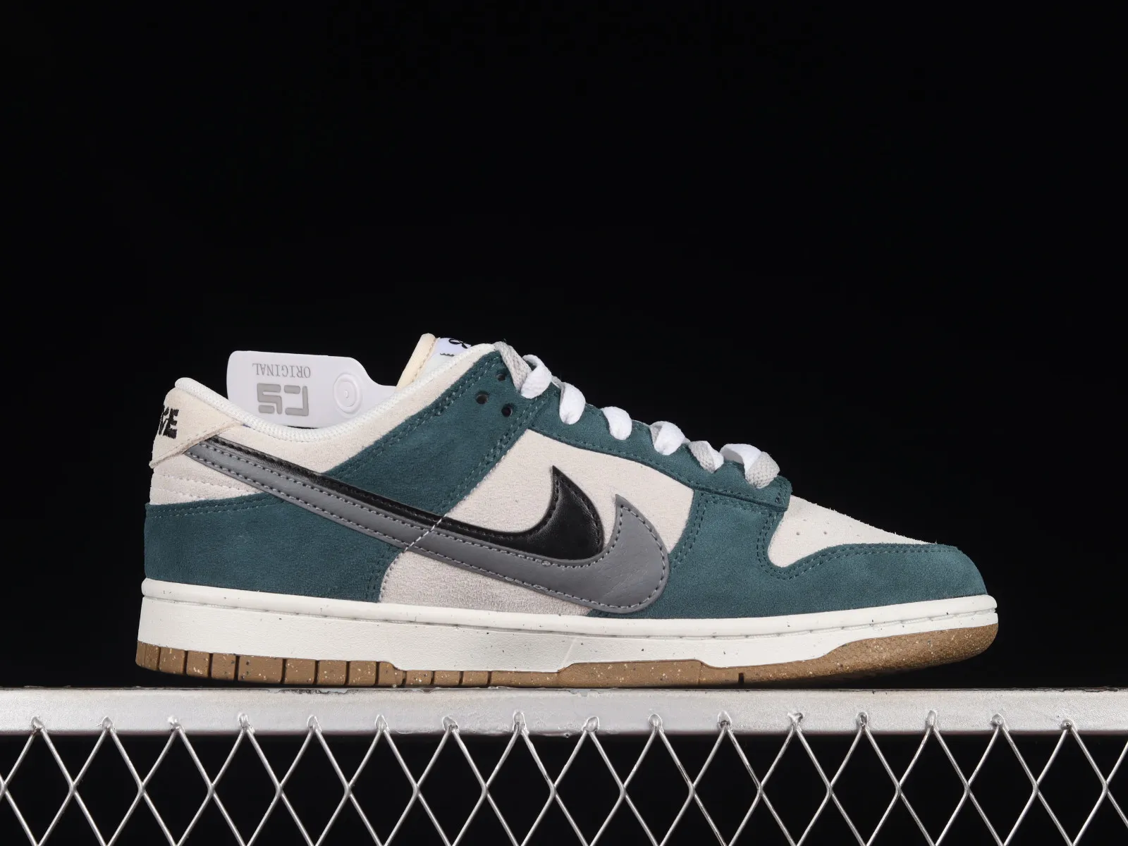 Nike SB Dunk Low 85 Dark Grey Green Black DO9457-110