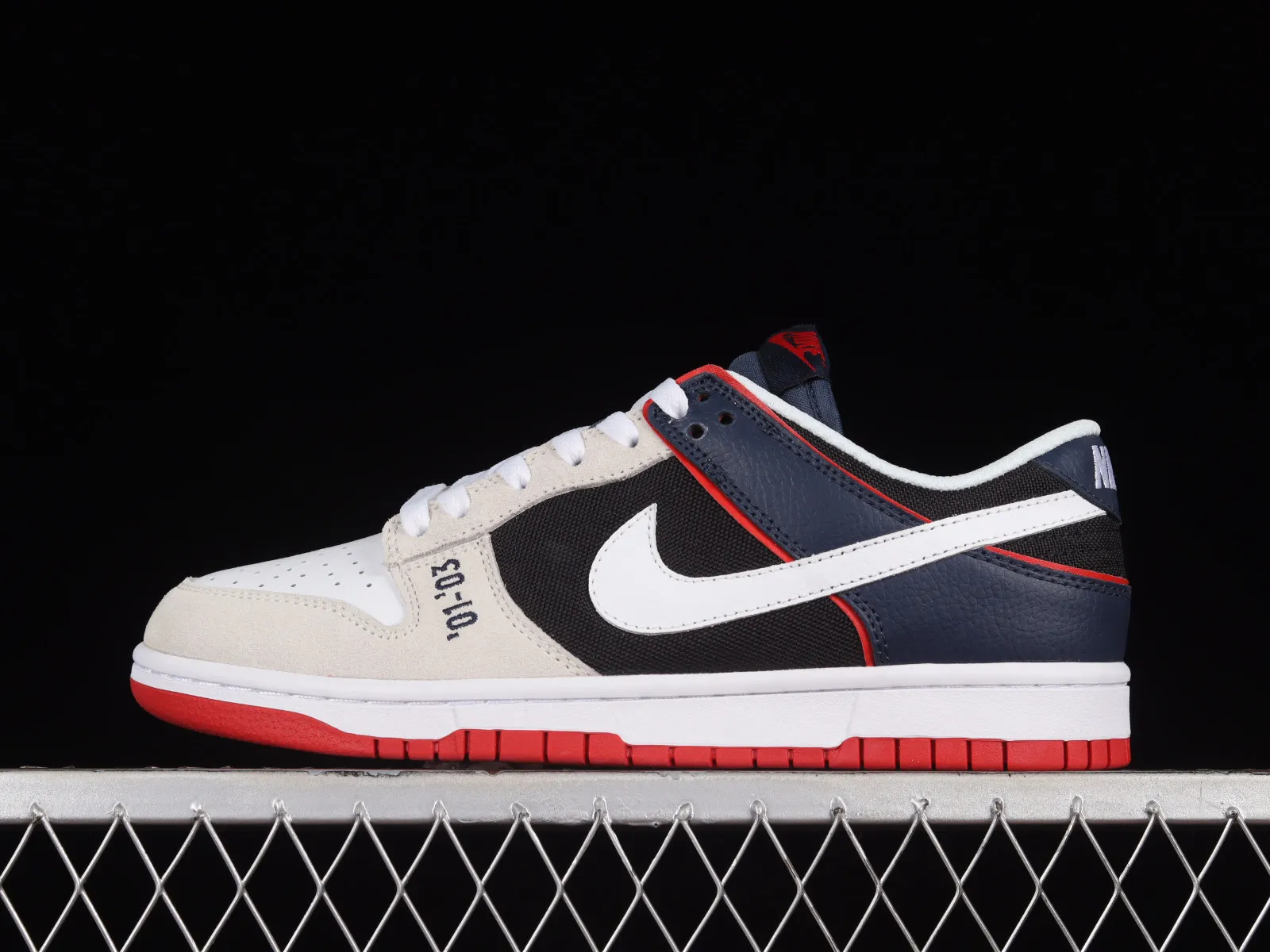 Nike SB Dunk Low CL Midnight Blue White Red Black 318020-015