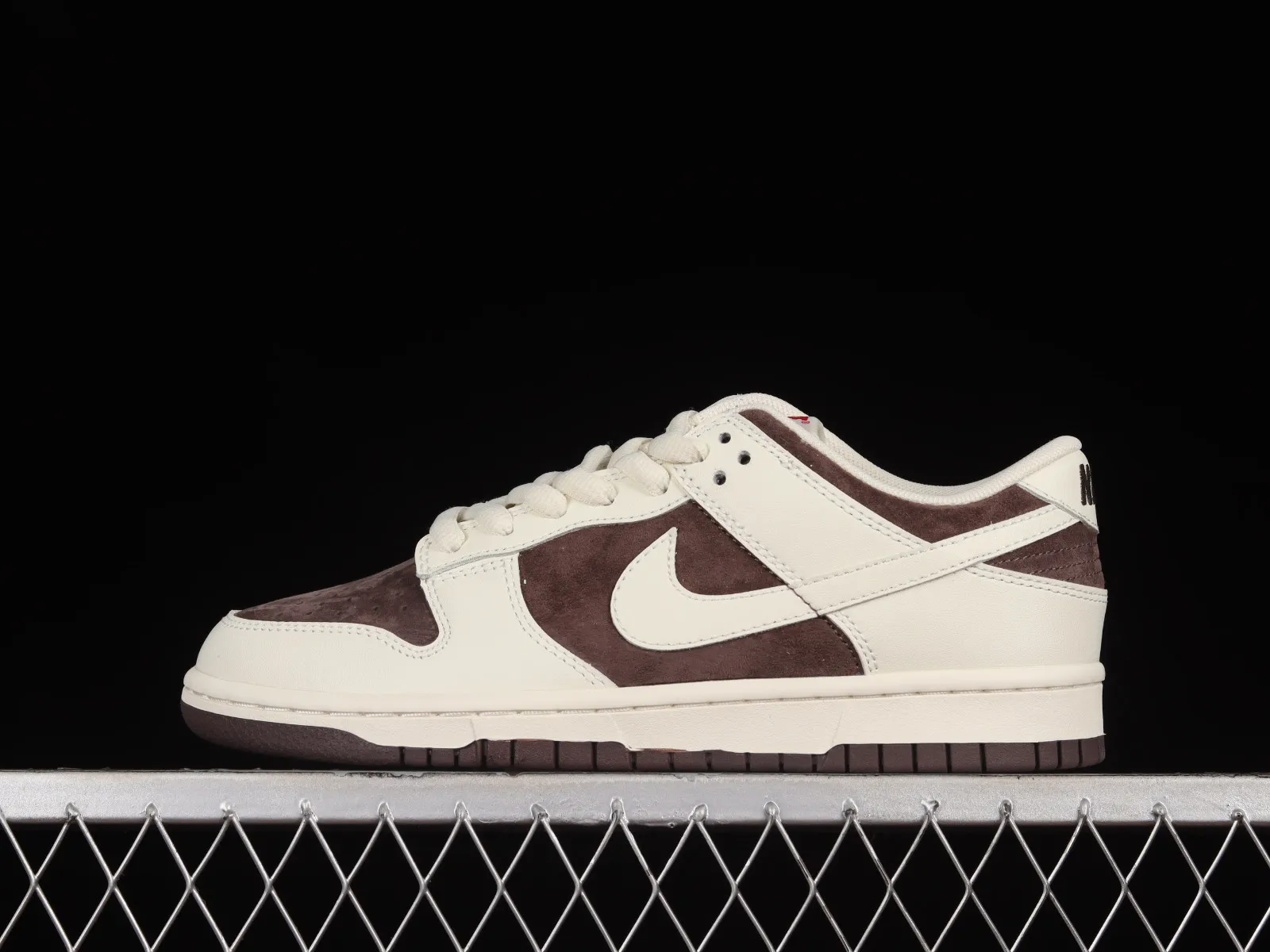 Nike SB Dunk Low Coffee Cream White Red DN0068-226