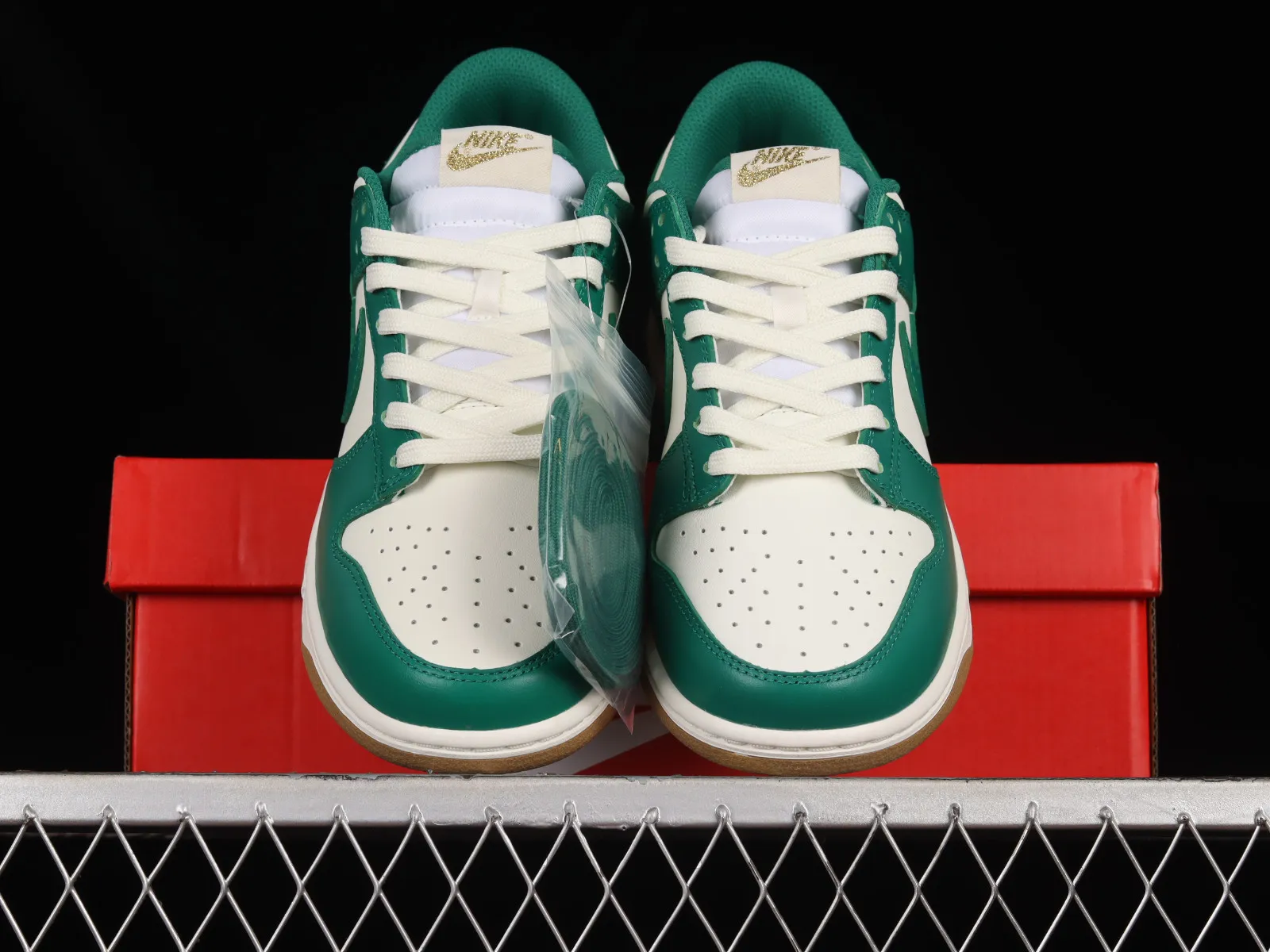 Nike SB Dunk Low Green and Gold White FB7173-131