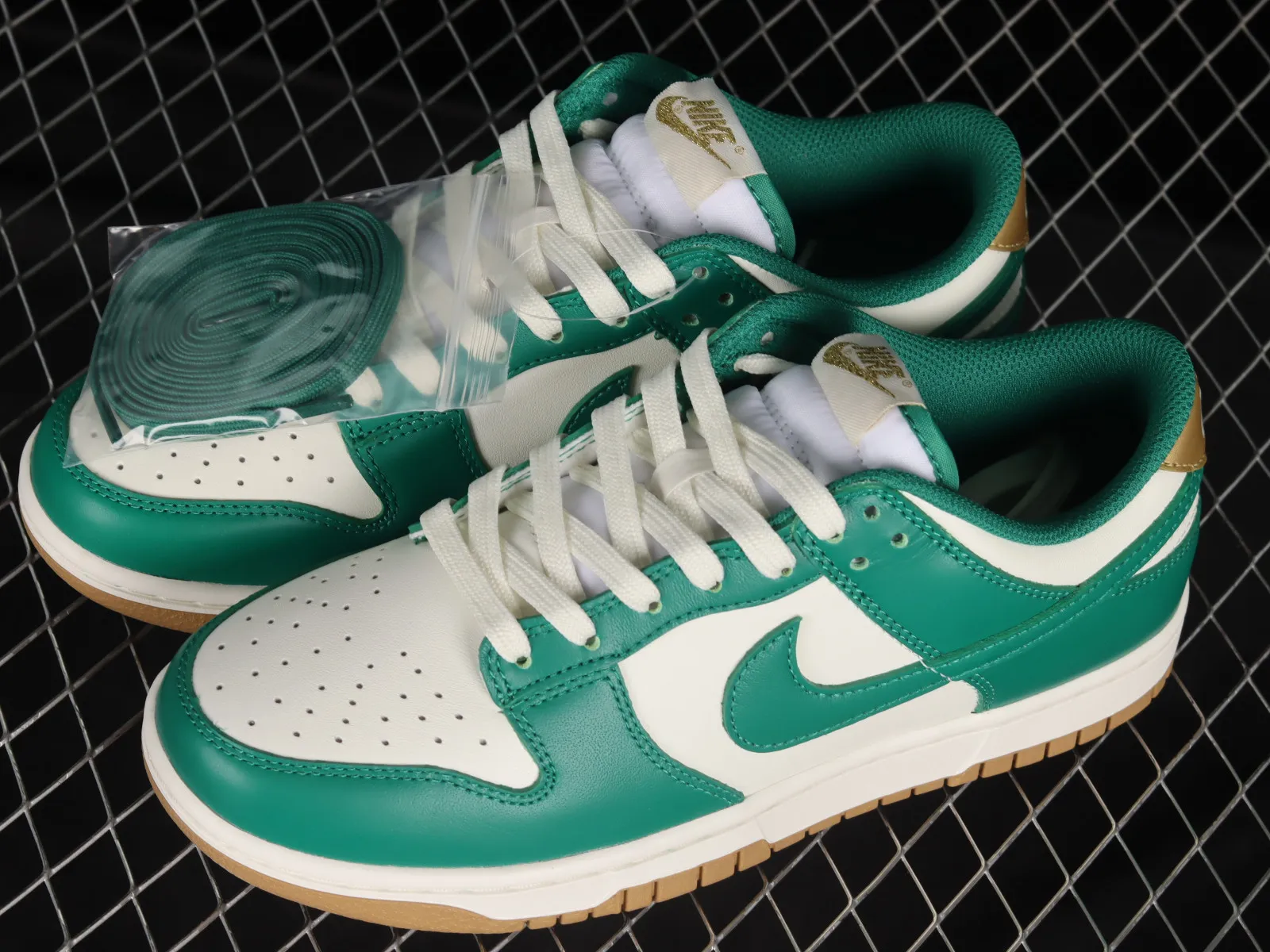 Nike SB Dunk Low Green and Gold White FB7173-131