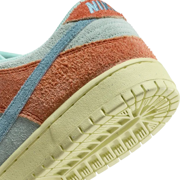 Nike SB Dunk Low Pro PRM DV5429-800 Orange/Noise Aqua-Emerald Rise (In Store Pickup Only)