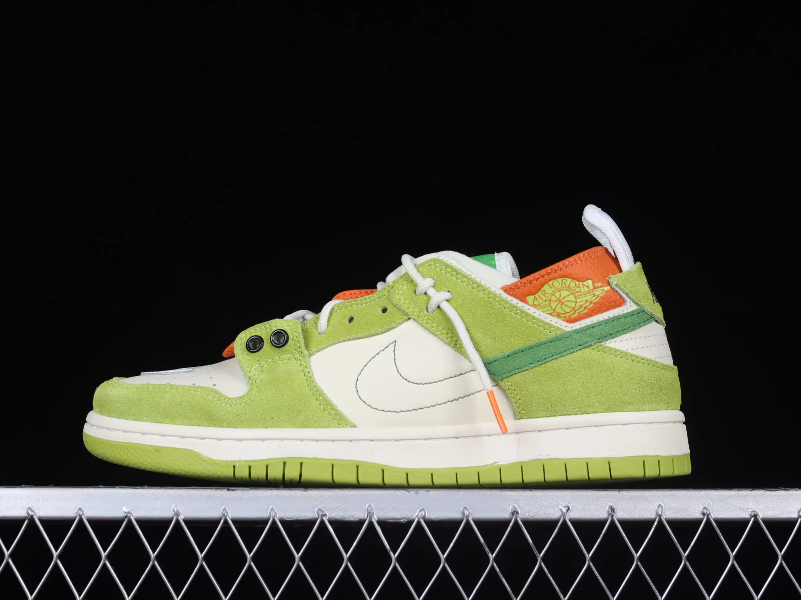 Nike SB Dunk Low PRO White Green Orange BQ6817-032