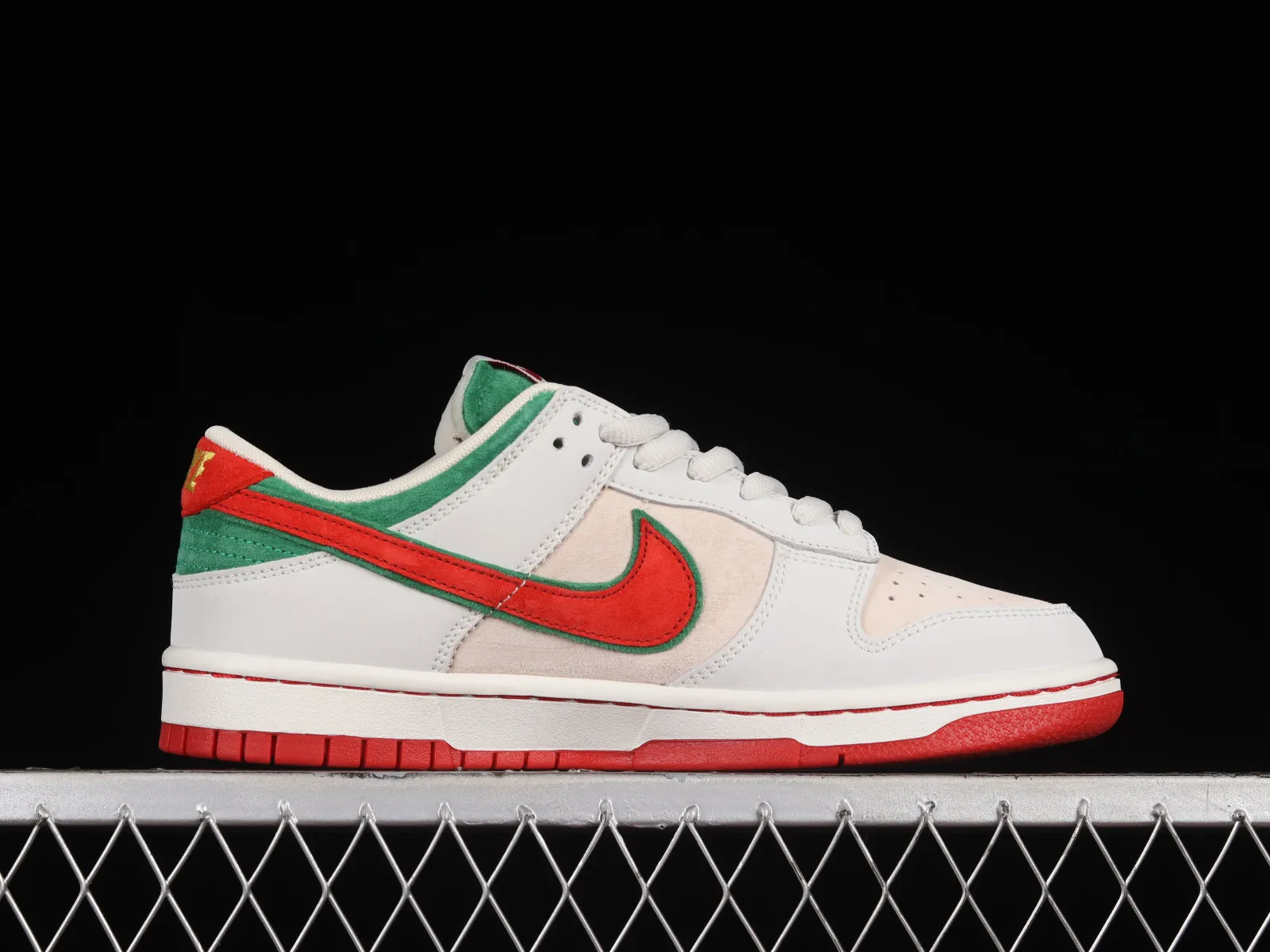 Nike SB Dunk Low RONALDO White Red Green Gold PT2022-885