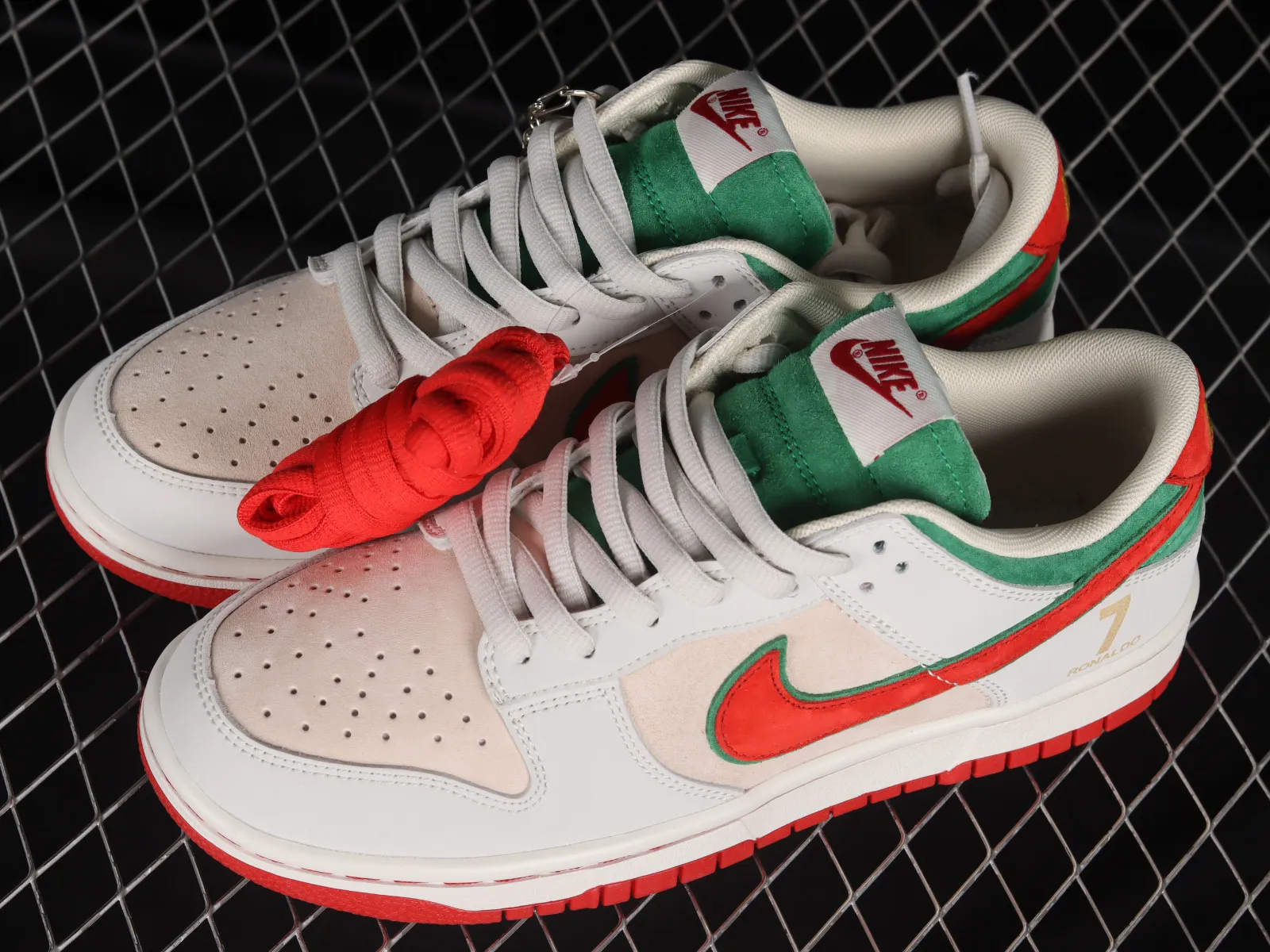 Nike SB Dunk Low RONALDO White Red Green Gold PT2022-885