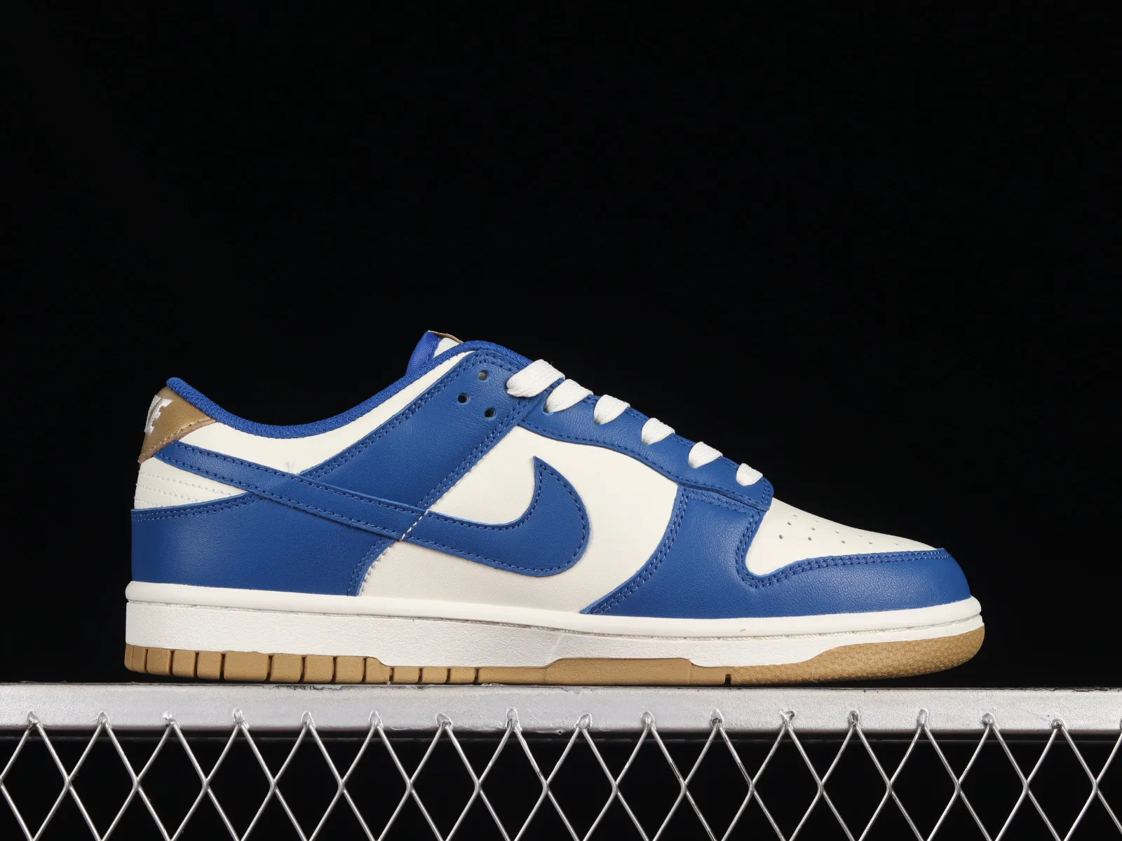 Nike SB Dunk Low White Navy Blue Gold FB7173-141