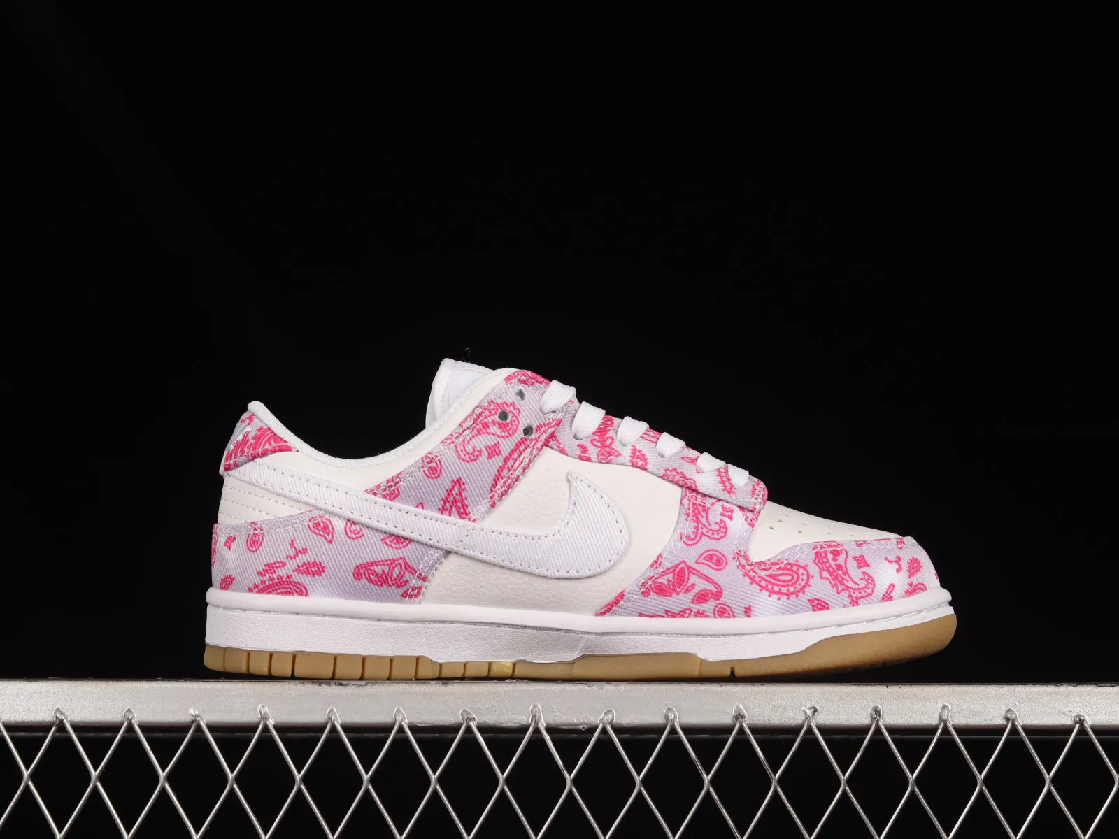 Nike SB Dunk Low White Rose Red Gum CT5053-061