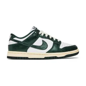 Nike Women's Dunk Low (Vintage Green/ White/ Pine Green/...