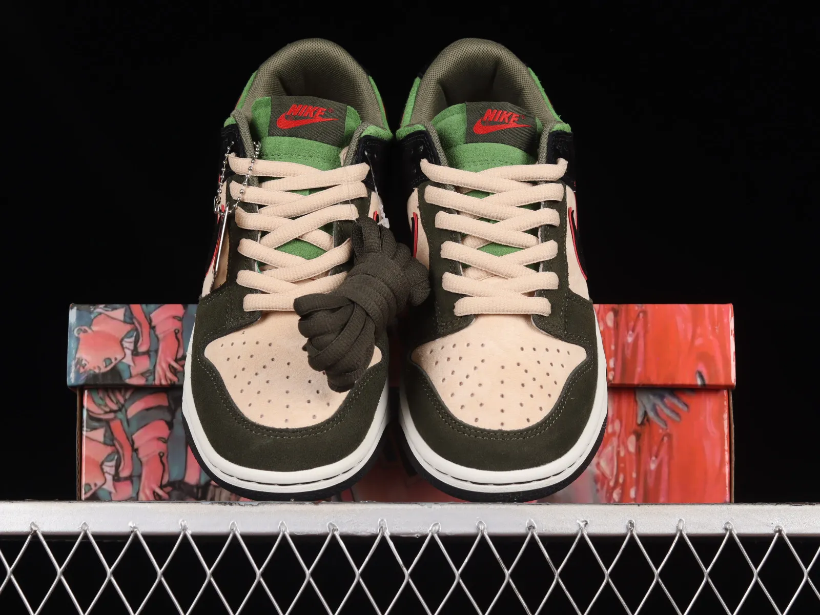 Otomo Katsuhiro x Nike SB Dunk Low Steamboy OST Green Black Red LF0039-025