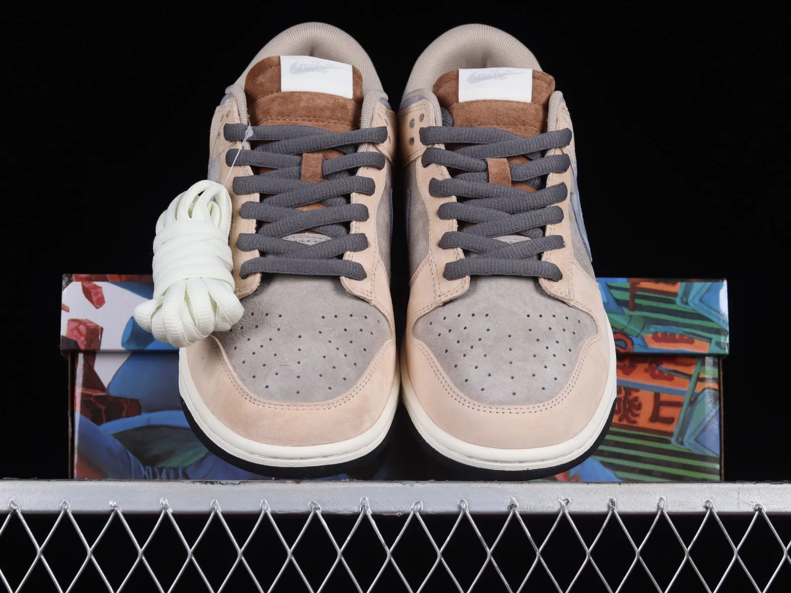 Otomo Katsuhiro x Nike SB Dunk Low Steamboy OST Grey Blue CV1026-052