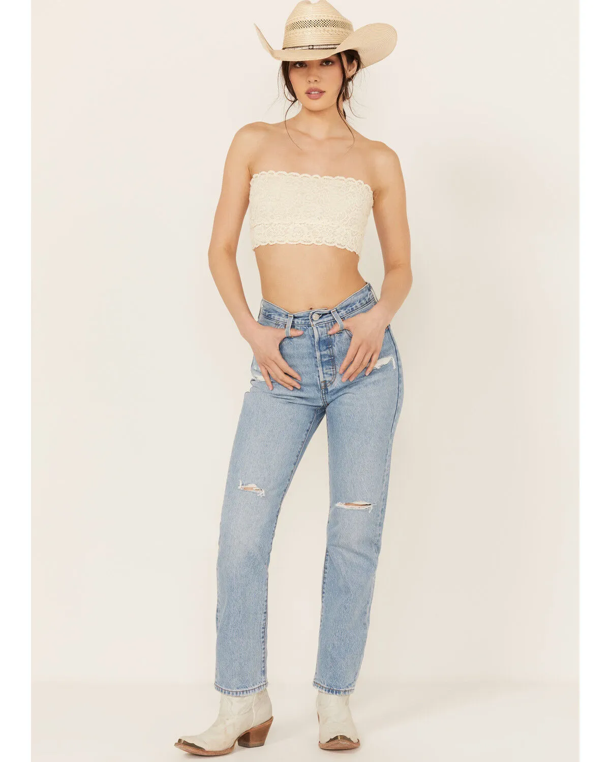 Product Name:  Levi's Women's 501® Original Lane Change Light Wash High Rise Straight Denim Jeans